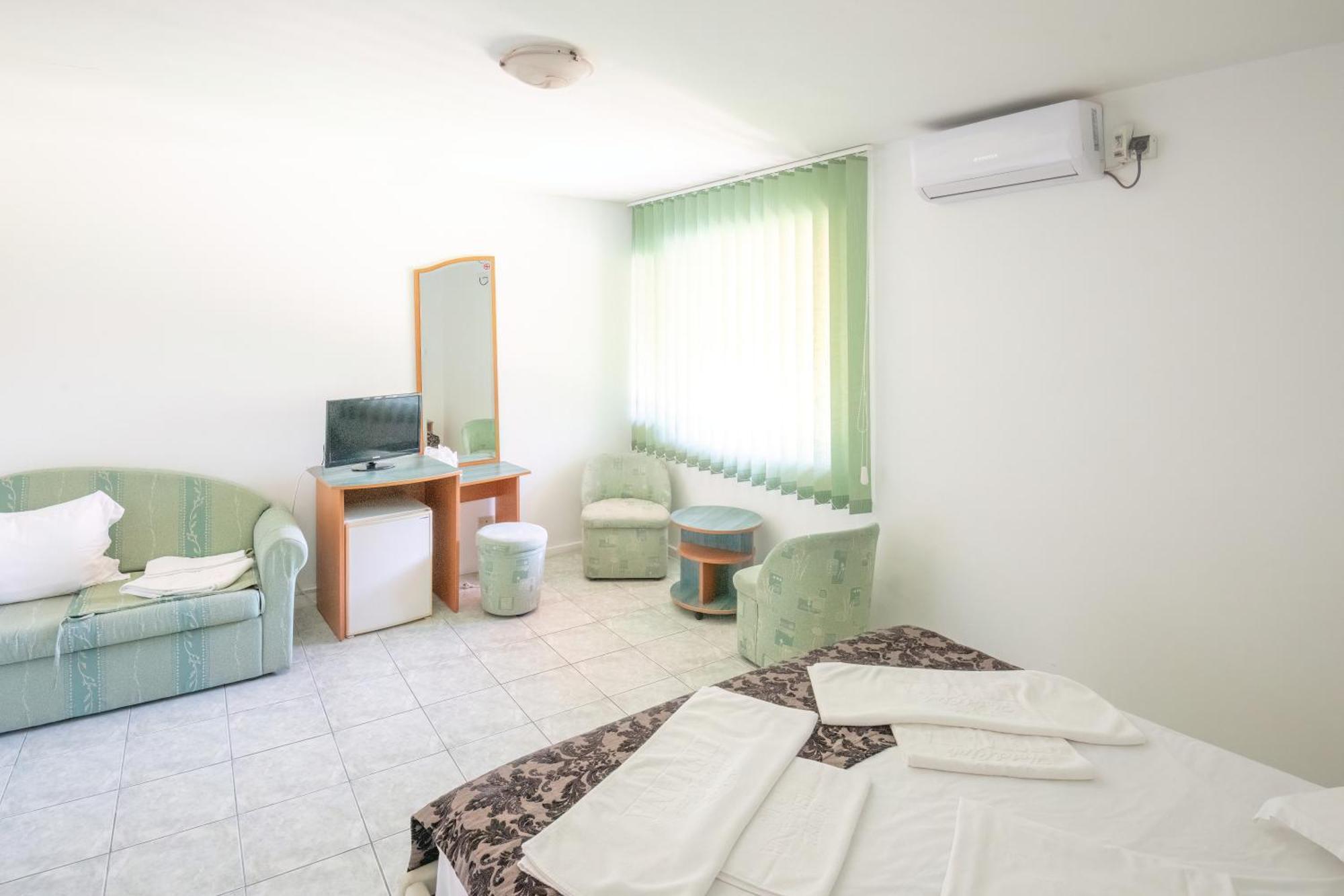 Complex Tismana 3* All Inclusive 朱庇特 外观 照片